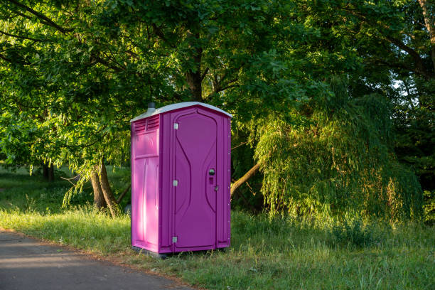 Best Porta potty delivery and setup  in Remgton, IN